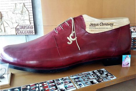 World's Largest Shoe?