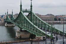 The Liberty Bridge replaced the destroyed Ferenc József Bridge in 1946.