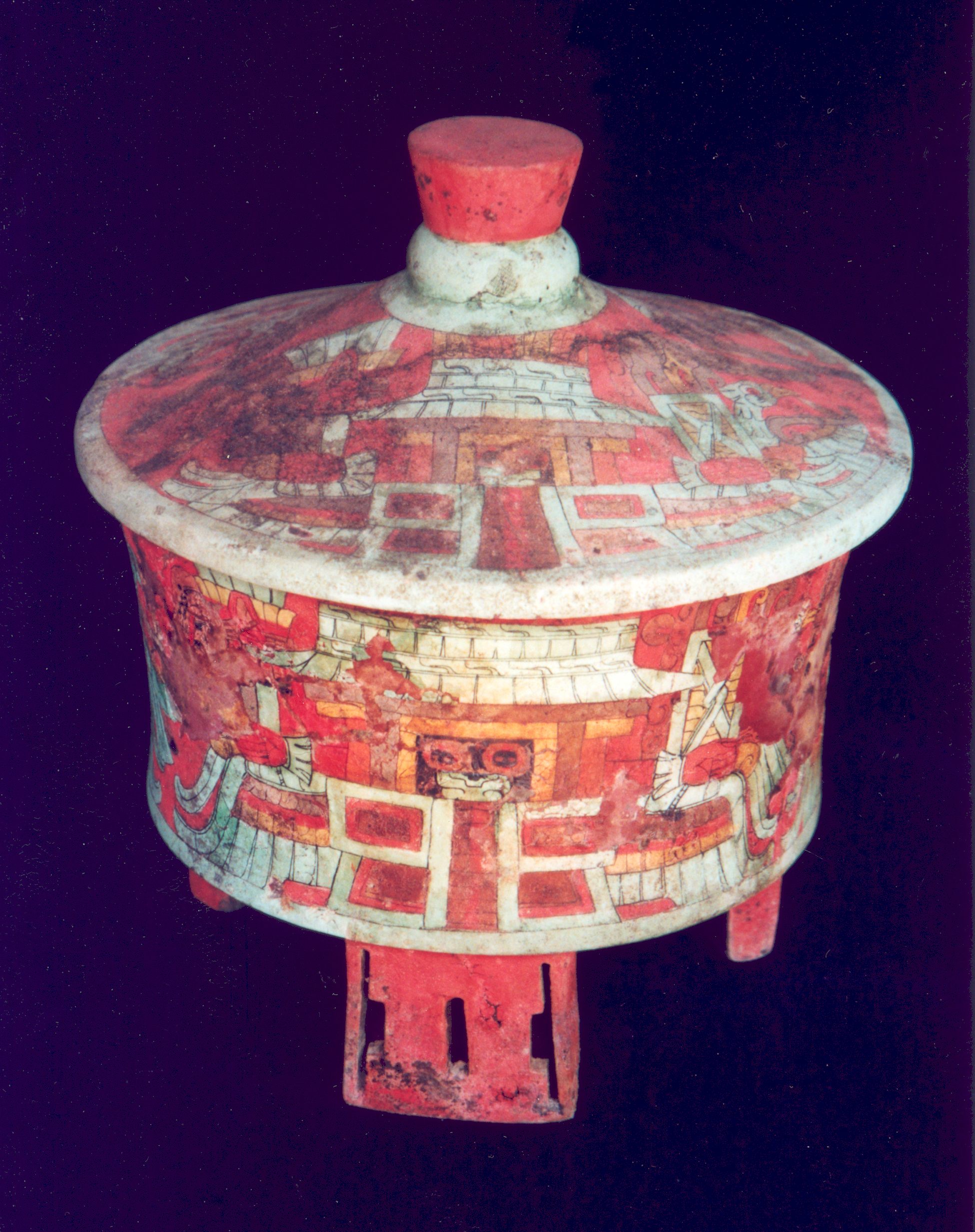 According to McNeil, this lidded vessel from Copán likely contained “a highly frothy cacao beverage.