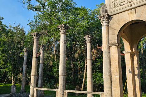 Riviera Hotel Arch Ruins