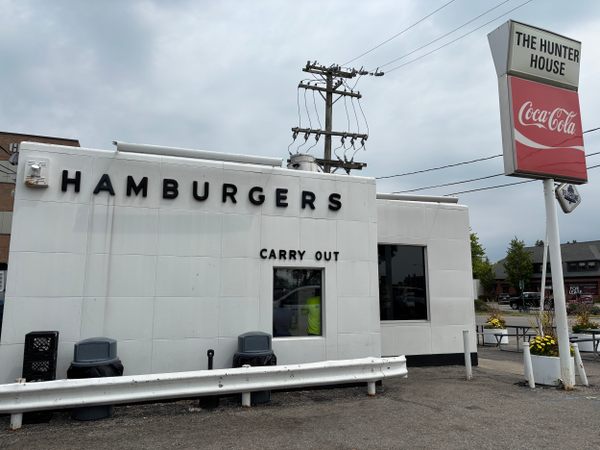 Hunter House Hamburgers in Birmingham, Michigan