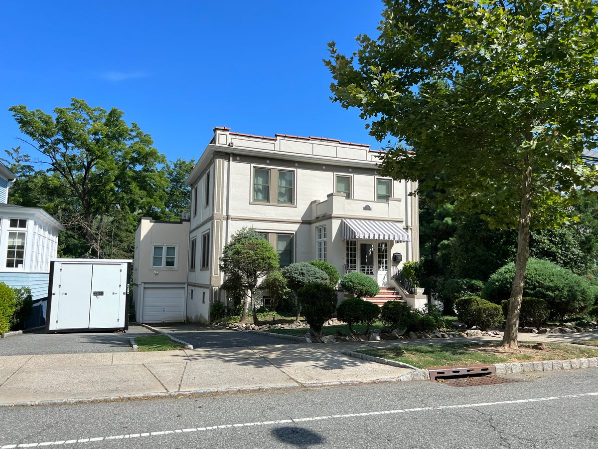 Thomas Edison S Concrete Houses Montclair New Jersey Atlas Obscura Thomas Edison S Concrete Houses Montclair New Jersey Atlas Obscura