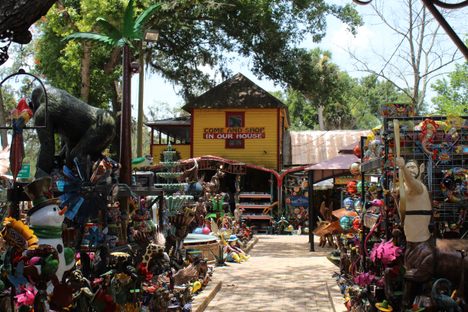 Barberville Yard Art Emporium