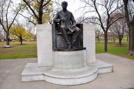Statue of G.V. Black in Lincoln Park, Chicago, erected in 1918