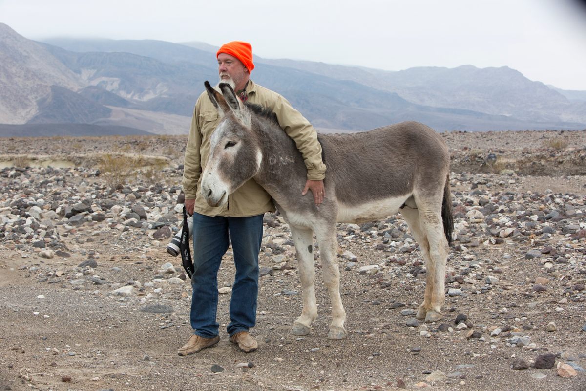 Meyers and his new companion share a moment in Death Valley.