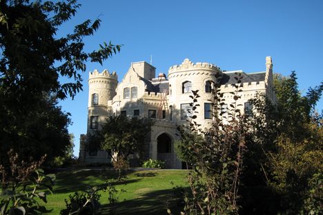Joslyn Castle