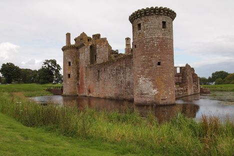 Caerlaverock Castle