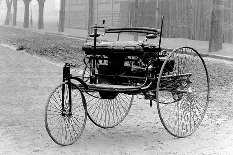 The 1885 model of Benz's Motorwagen.
