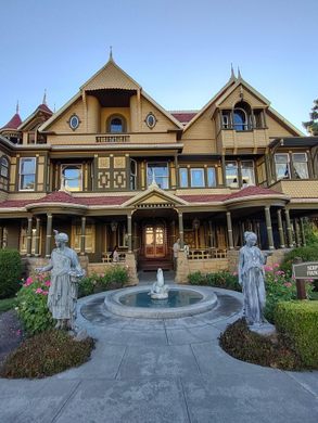 Winchester Mystery House - Atlas Obscura