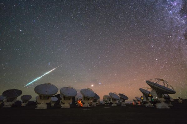 A time lapse set at the Atacama Large Millimeter/submillimeter Array.