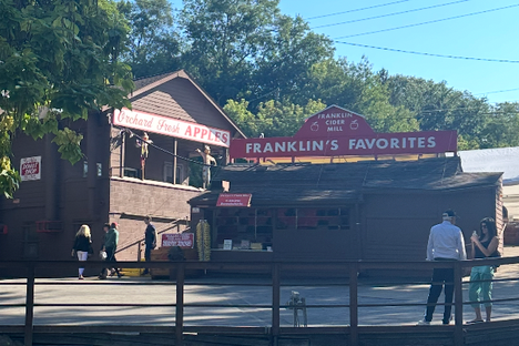 A perfect early fall day to grab some donuts at the Cider Mill. 