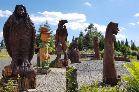 Doubice Wooden Sculptures and Tanks
