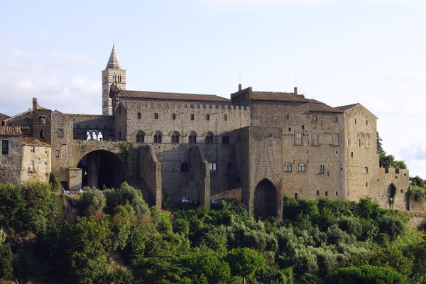 Palazzo dei Papi (Palace of the Popes).