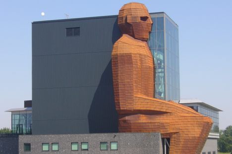 Side view of Corpus Museum