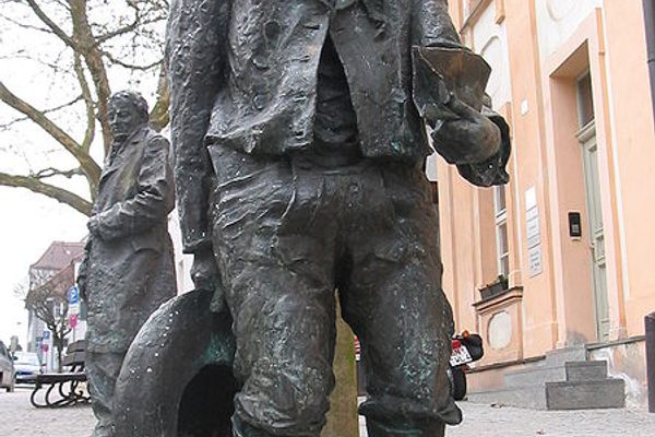 Kaspar-Hauser-Denkmal (Kaspar Hauser Monument)