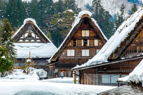 The village of Shirakawa-gō in winter.