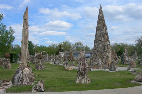 World's Largest Petrified Wood Park