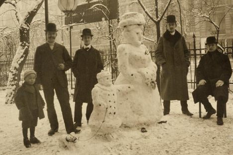 Winter's Effigies: The Deviant History of the Snowman