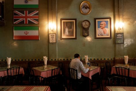 Inside Brittania & Co.