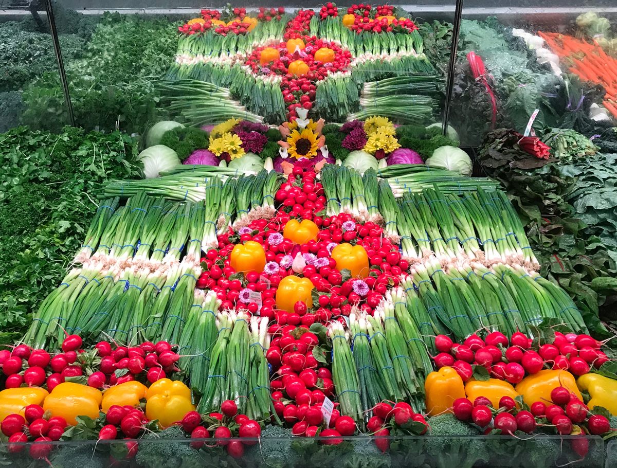 Bell peppers break up Brad's cross design.