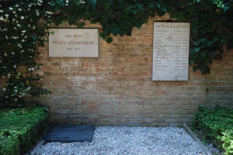 Peggy Guggenheim and her dogs' graves.