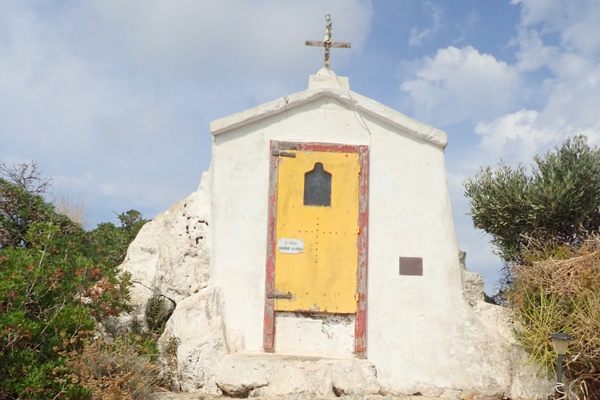 The small chapel.