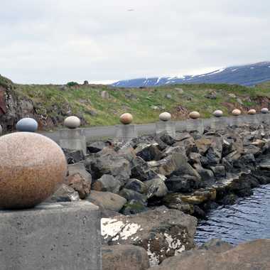 The Eggs of Merry Bay by Sigurð Guðmundsson.