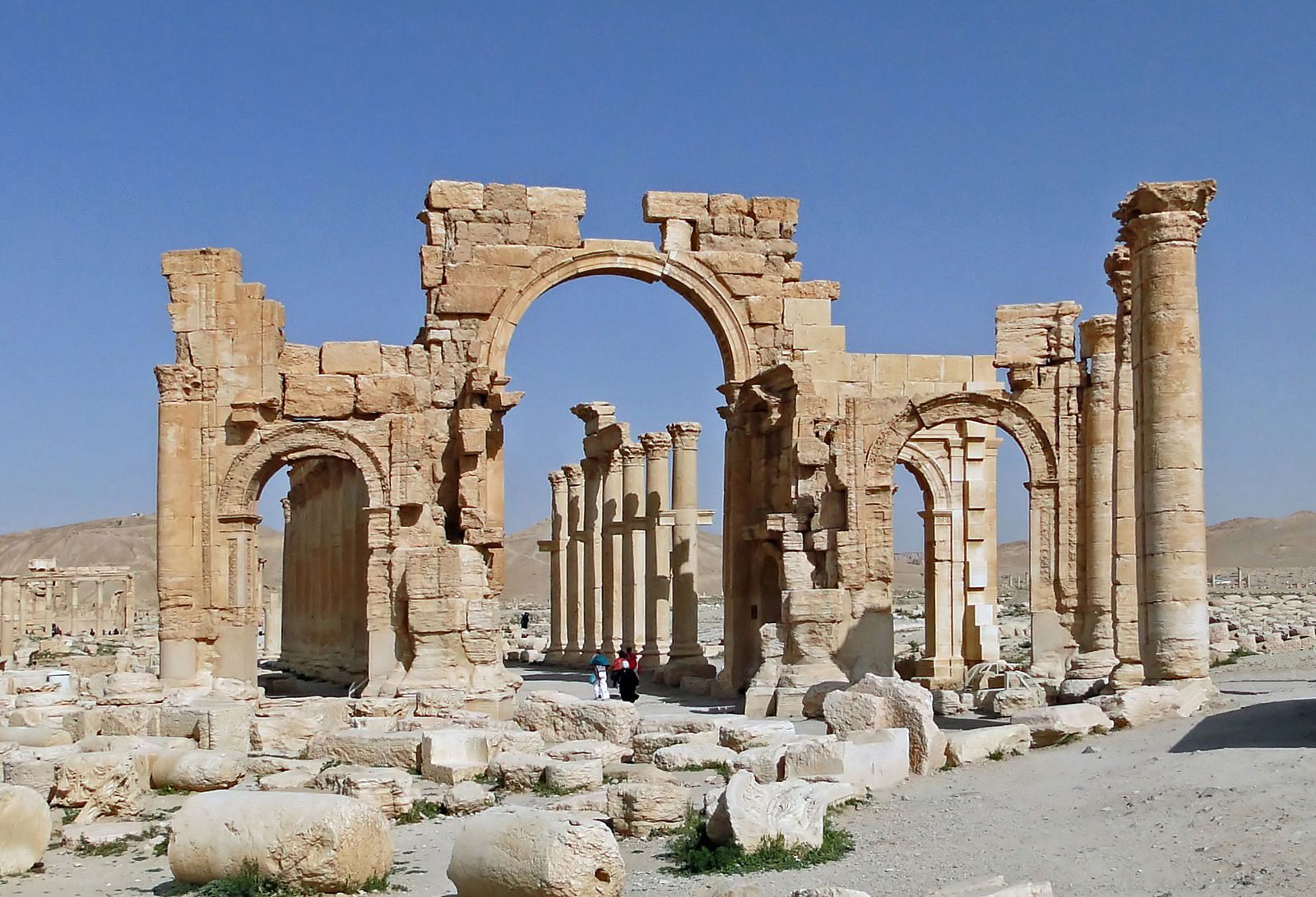 The Arch of Palmyra, in its own home in 2010.