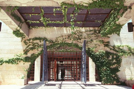 Entrance to the Mormon University.
