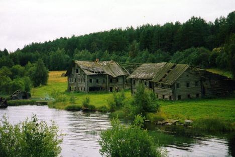 The wooden ruins of Pegrema.