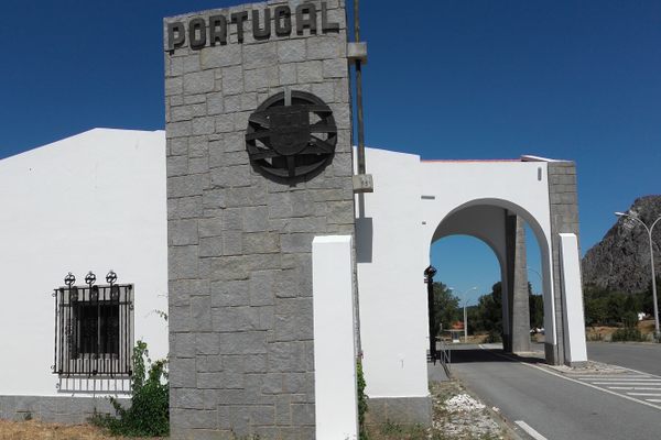 The main building where customs was located.