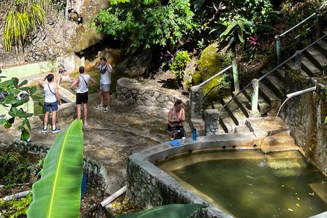 Piton Falls
