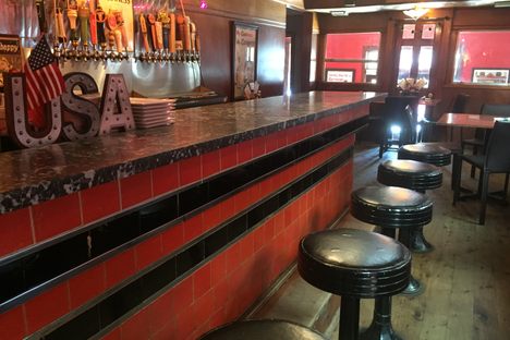 Interior bar of the dining car