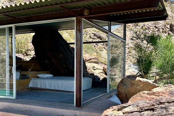 The bedroom of Frey House II.