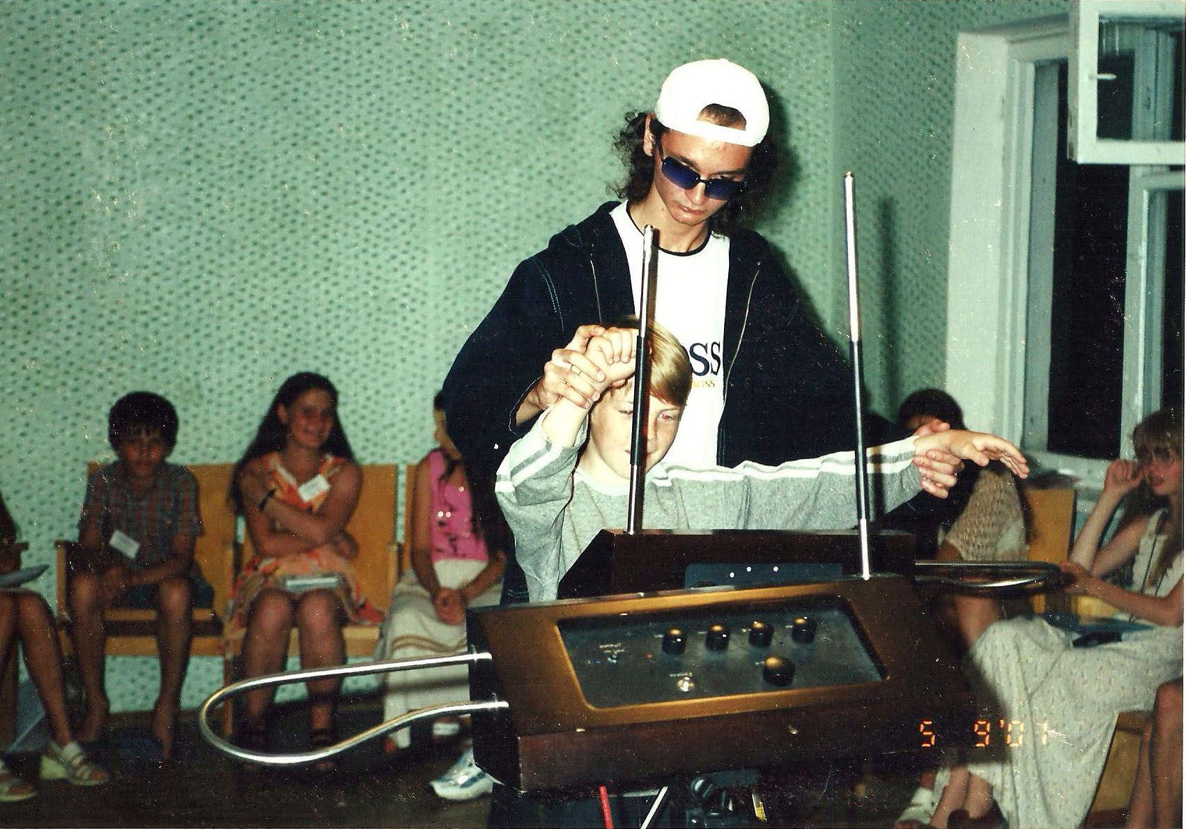 Theremin performer Anton Kershenko and his young pupil Vania had their music transmitted to space.