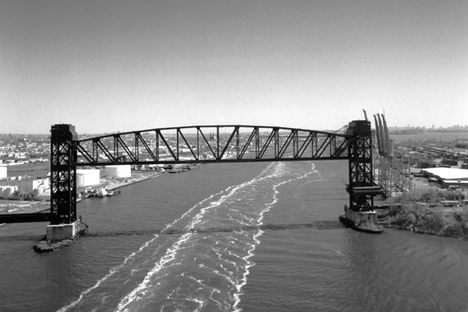 Arthur Kill Vertical Bridge