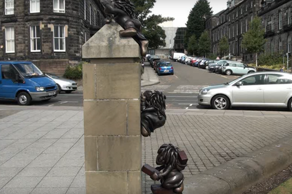 The Lemmings statue in Dundee. 