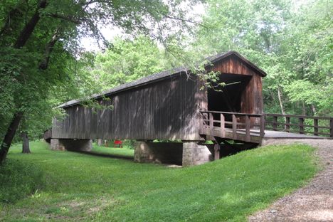 Locust Creek Covered Bridge