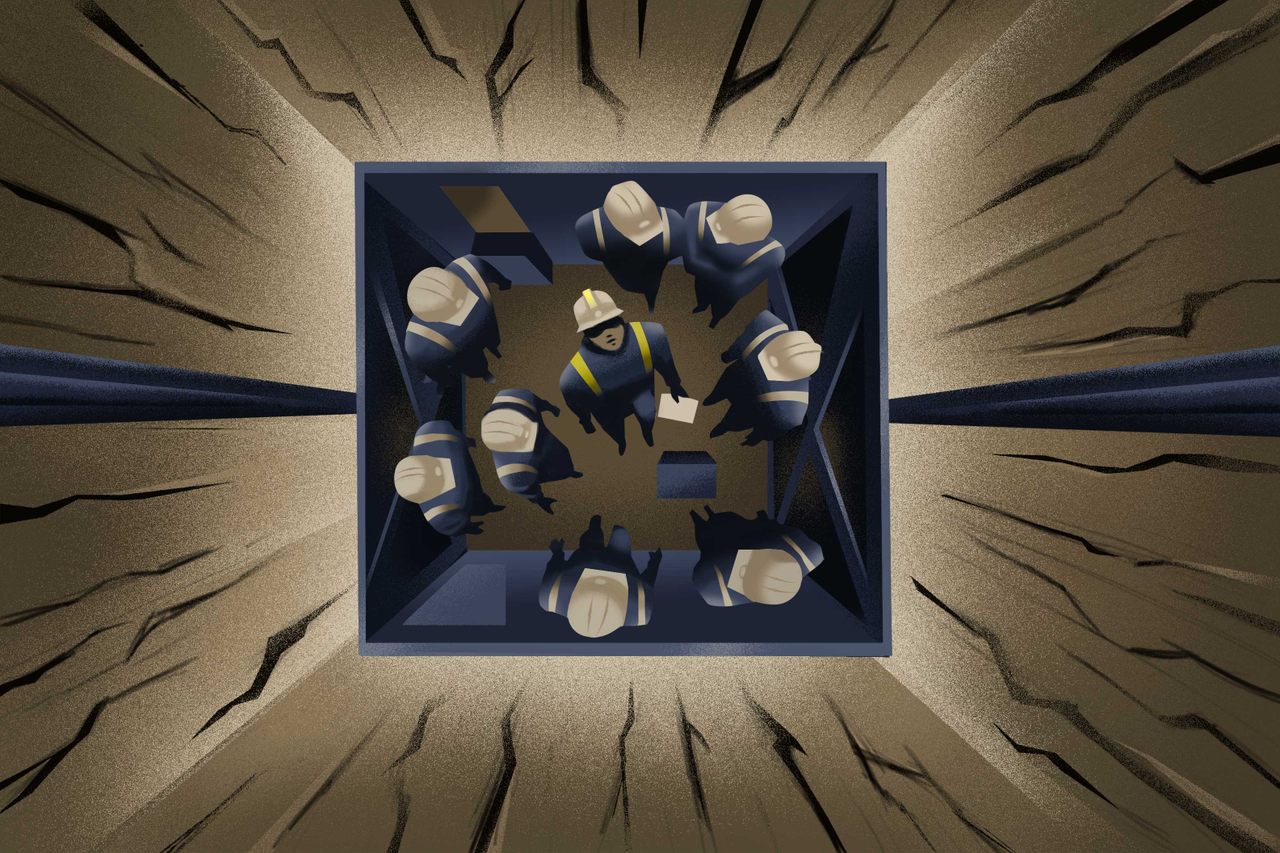 A mine shaft elevator that descends some 3 kilometers underground offers scientists a glimpse of ancient Earth.