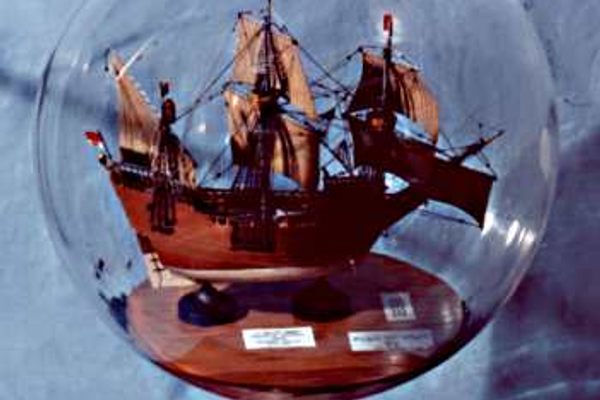 A recreation of Henry Hudson's ship at the Flessenscheepjes Museum.