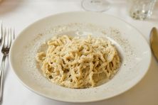 Romans insist you should feel the cracked peppercorns and cheese grains on your tongue.