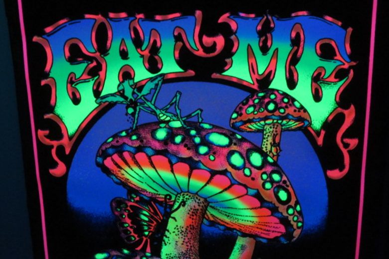 Trippy Blacklight Posters From the Heyday - Atlas Obscura
