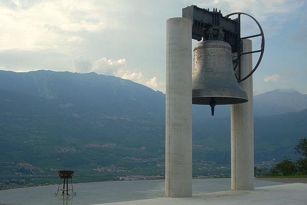 Bell of the Fallen