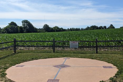 45 X 90 Geographical Marker
