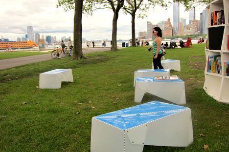 A Mobile Reading Room Pops-Up on an NYC Island