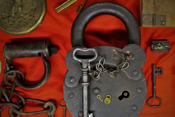 English Padlock and Leg Irons