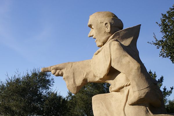 Junípero Serra Statue