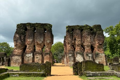 Royal Palace of King Maha Parakramabahu.