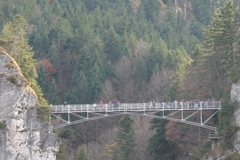MarienBrücke from the Castle 11.03.2010
