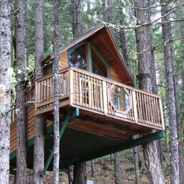 Cottage Treehouse.